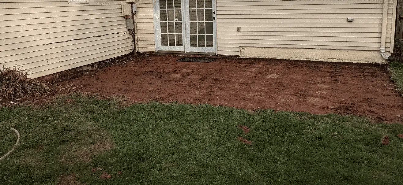 [HOW TO] Build a Paver Patio On A Sloped Yard (and NOT to) Clever Patio