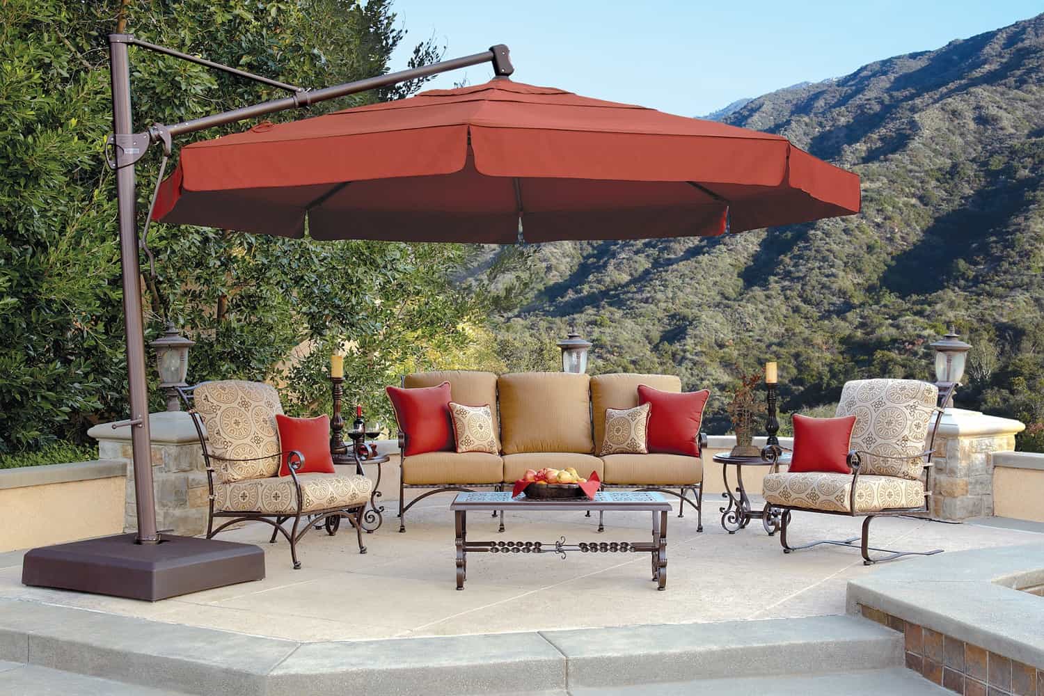 [GUIDE] Offset Patio Umbrellas Vs Cantilever Umbrellas Clever Patio