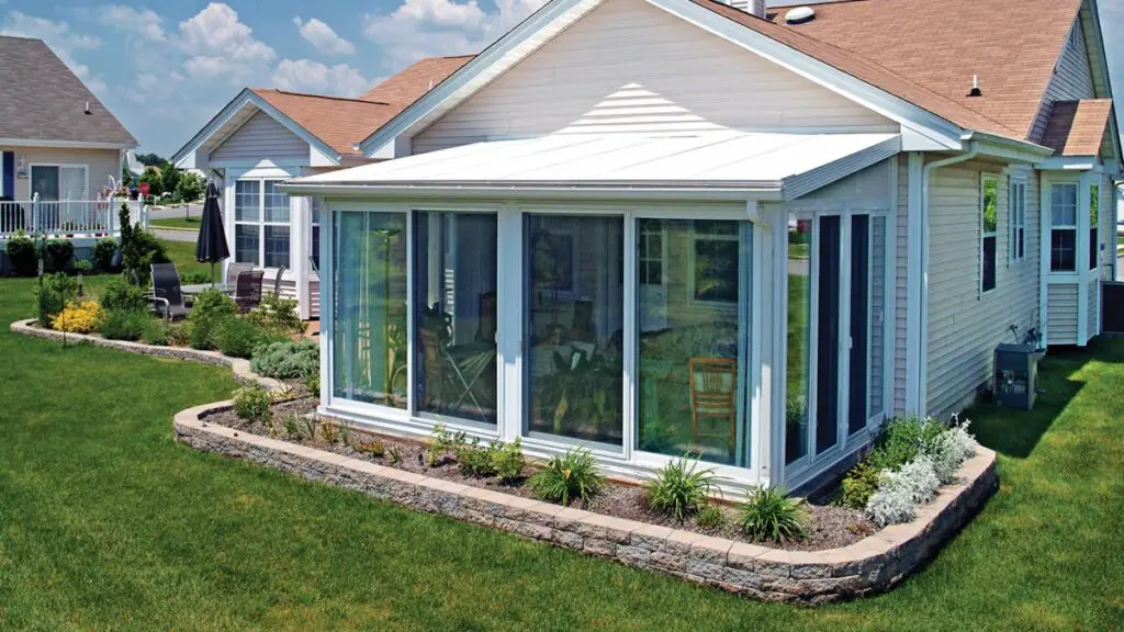 What's The Difference Between A Sunroom And An Enclosed Porch?