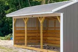 What is a Loafing Shed: Definition and Uses